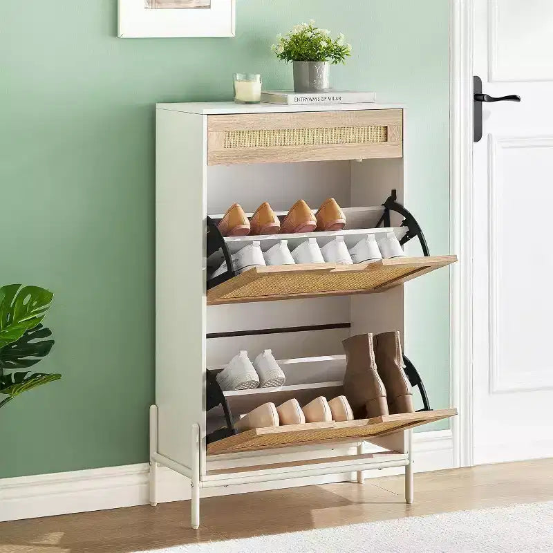 Meuble à chaussures autoportant en bois avec façade en lin, 2 tiroirs basculants et étagère à chaussures fermée pour une entrée, un couloir ou un petit appartement
